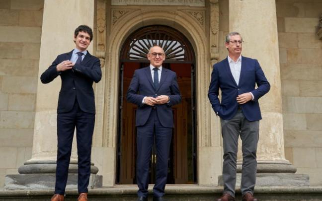 Los diputados generales de los tres territorios. Los diputados generales de los tres territorios.