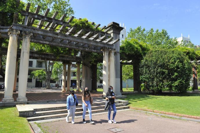 La pérgola del parque de Doña Casilda será rehabilitada.