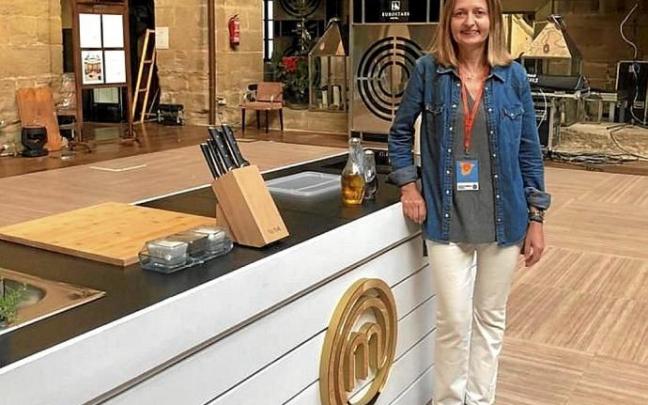 La donostiarra Hanna Mackowiak, ayer, en el plató de Masterchef en Haro. La donostiarra Hanna Mackowiak, ayer, en el plató de Masterchef en Haro.