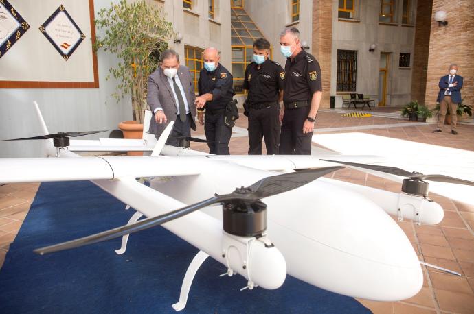 El dron intervenido, de 4,35 metros de envergadura.