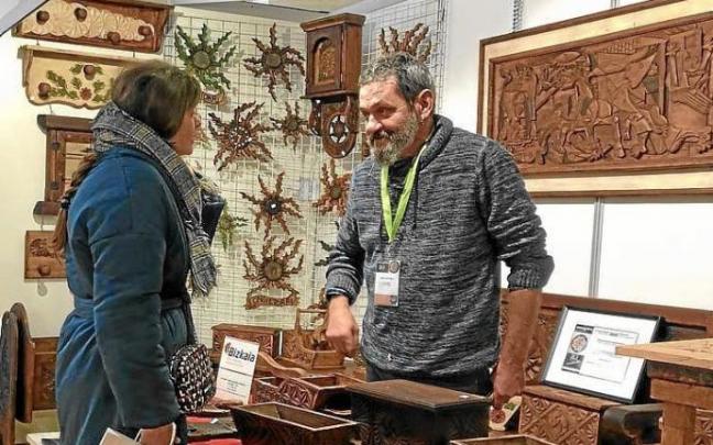 Los artesanos volverán a vender sus creaciones. Foto: K. Doyle