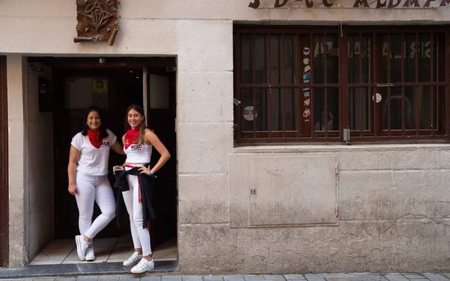 Exterior de la pe&ntilde;a Aldapa en 2020, vac&iacute;a tras la suspensi&oacute;n de las fiestas.