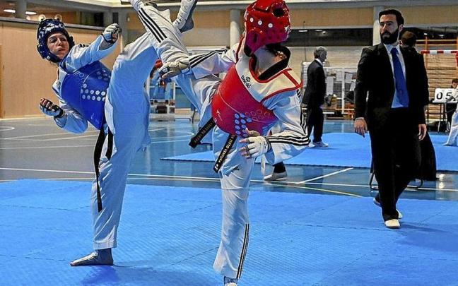 Imagen de uno de los combates disputados. Imagen de uno de los combates disputados.