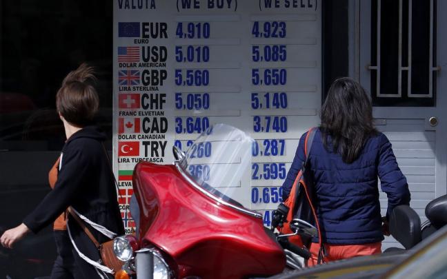 Establecimiento de cambio de moneda Establecimiento de cambio de moneda