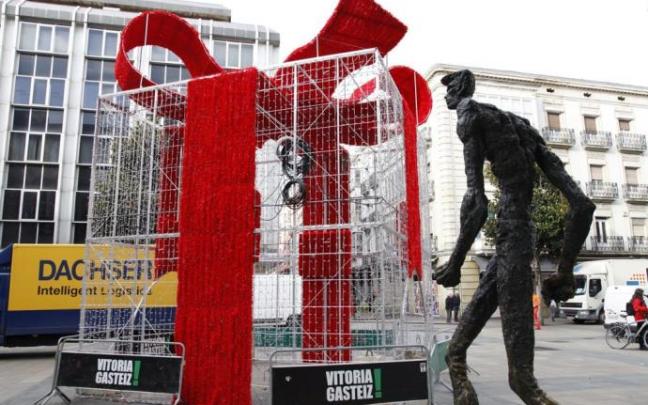 Decoración navideña auspiciada por Gasteiz On y ajena a esta información. Decoración navideña auspiciada por Gasteiz On y ajena a esta información.