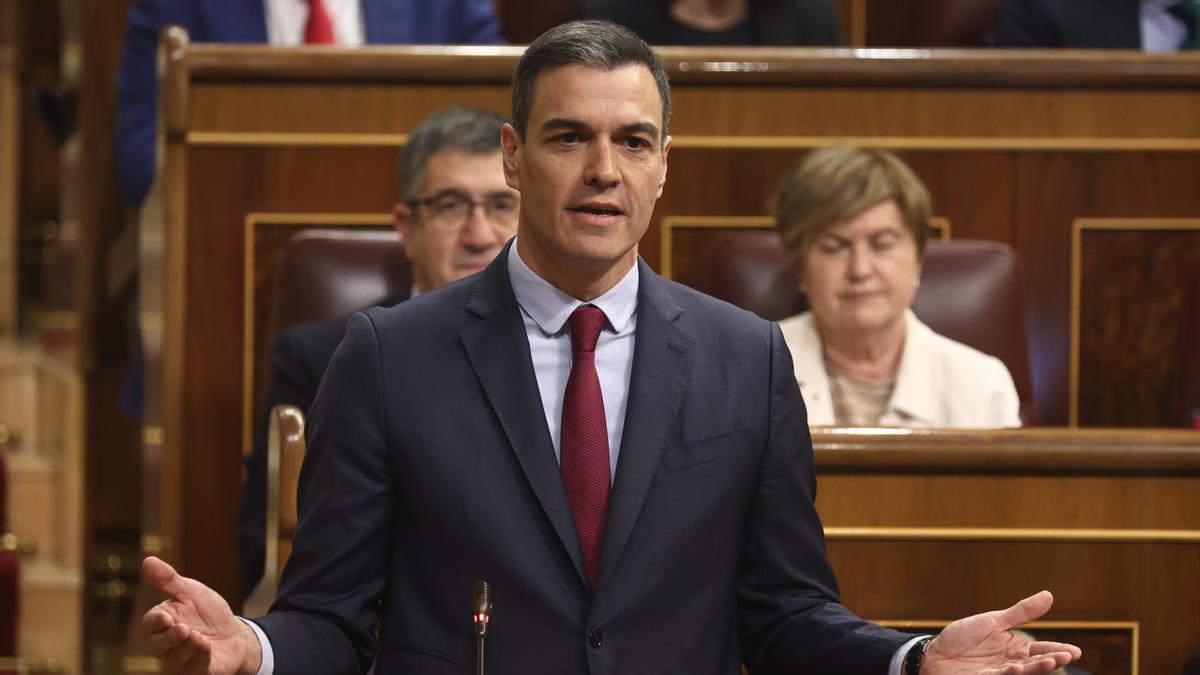 Pedro Sánchez en el pleno de control al Gobierno este miércoles.