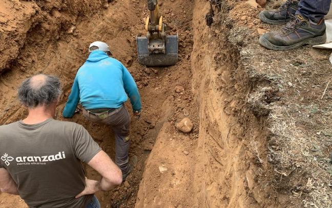 Las labores de exhumación en el cementerio de Jaca han sido realizadas por Aranzadi. Las labores de exhumación en el cementerio de Jaca han sido realizadas por Aranzadi.