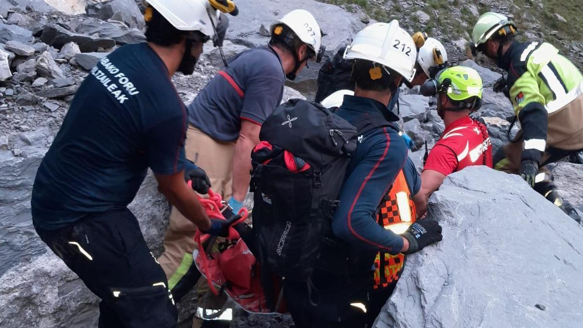 Rescate en el Salto del Nervión.