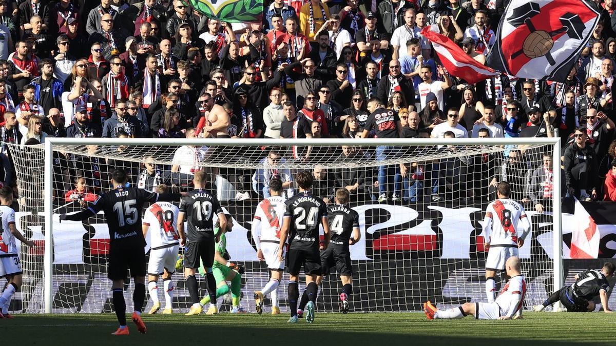 Los Real ha vencido en Vallecas en su novena victoria consecutiva