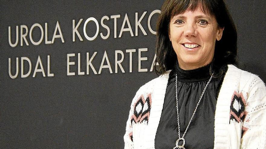 Lourdes Salsamendi, presidenta de la Mancomunidad. | FOTO: UROLA KOSTAKO UDAL ELKARTEA