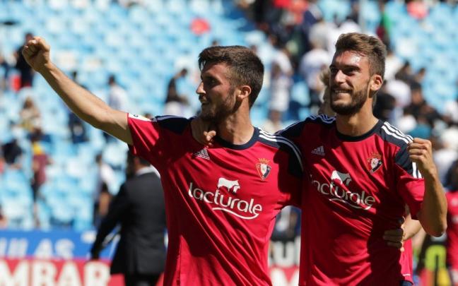 Oier y Torres celebran un gol en Zaragoza Oier y Torres celebran un gol en Zaragoza
