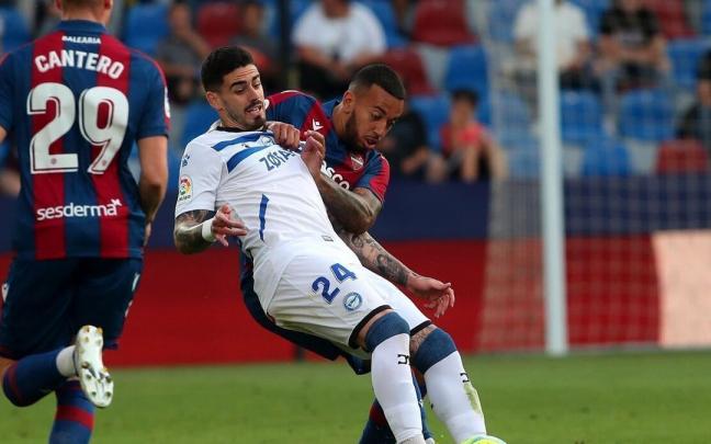 Miguel de la Fuente, durante el &uacute;ltimo Levante-Alav&eacute;s.