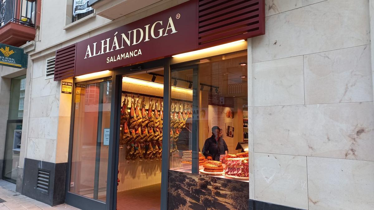 La tienda está ubicada en la calle Diputación 6 de la capital alavesa