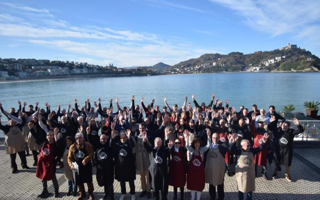 Presentación de la campaña de Zaporeak para captar socios que le permitan financiar su labor en Lesbos con los refugiados Presentación de la campaña de Zaporeak para captar socios que le permitan financiar su labor en Lesbos con los refugiados