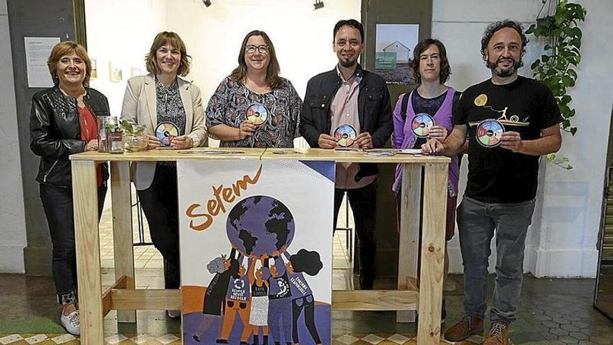 Presentación del proyecto ‘Rueda de Valores’, en el Geltoki de Pamplona.