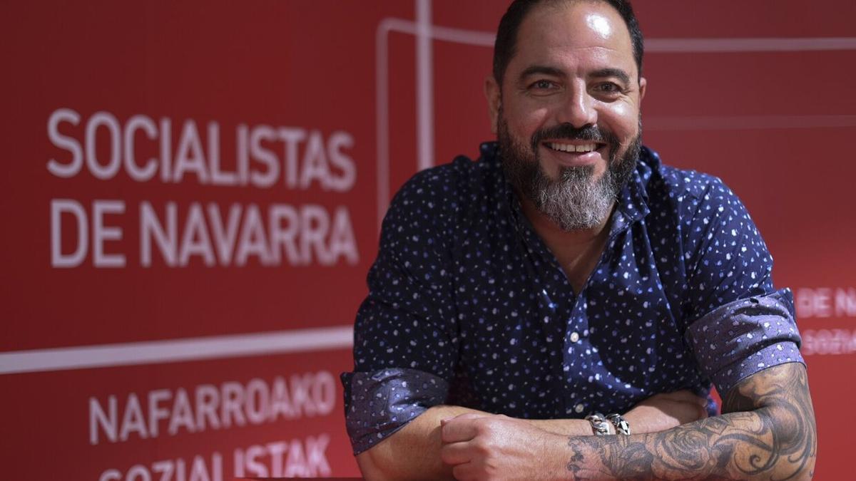 Ramón Alzórriz, en la sede del PSN-PSOE en el Paseo Sarasate.