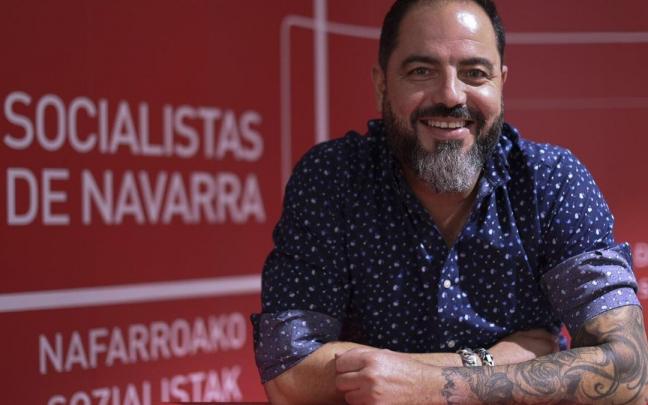 Ramón Alzórriz, en la sede del PSN-PSOE en el Paseo Sarasate.