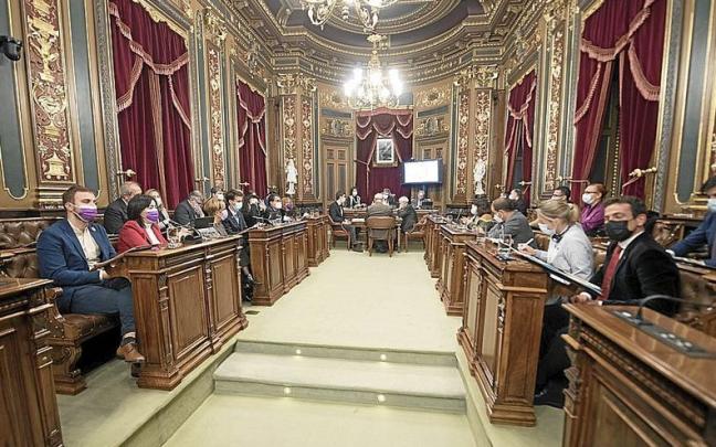 Imagen de uno de los plenos celebrados en pandemia.