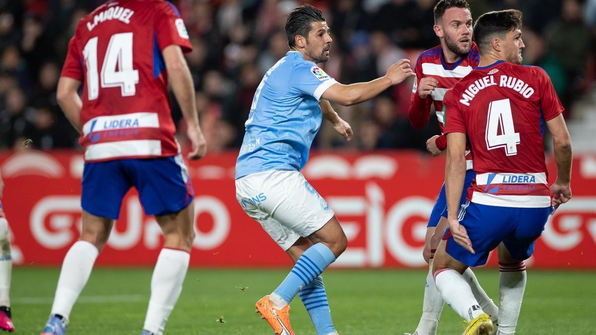 Nolito, durante el duelo de esta temporada entre el Ibiza y el Granada en Los Cármenes.