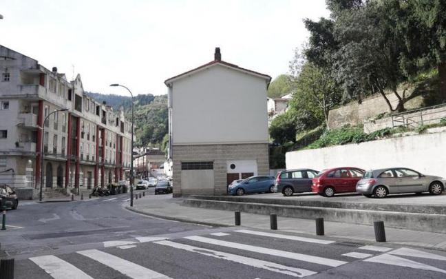 Calle principal del barrio del Pe&ntilde;askal, en Bilbao