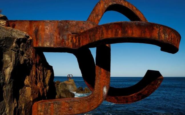 El Peine del Viento de Donostia acogerá este viernes el espectáculo 'Iluntz' de danza, luces y música El Peine del Viento de Donostia acogerá este viernes el espectáculo 'Iluntz' de danza, luces y música