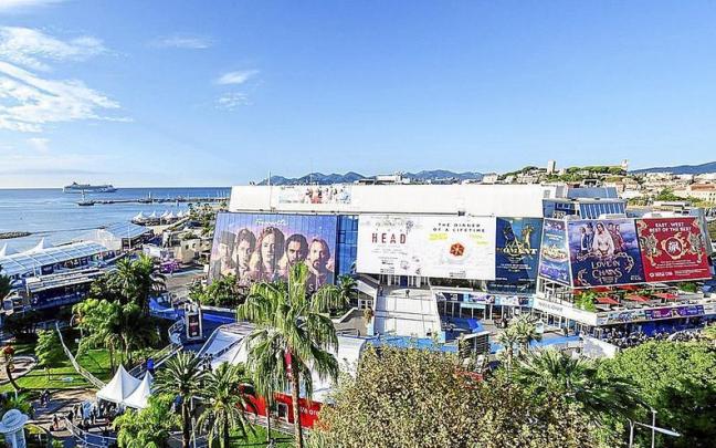 Imagen a&eacute;rea de la sede de Mipcom 2019 en Cannes. | FOTO: EFE