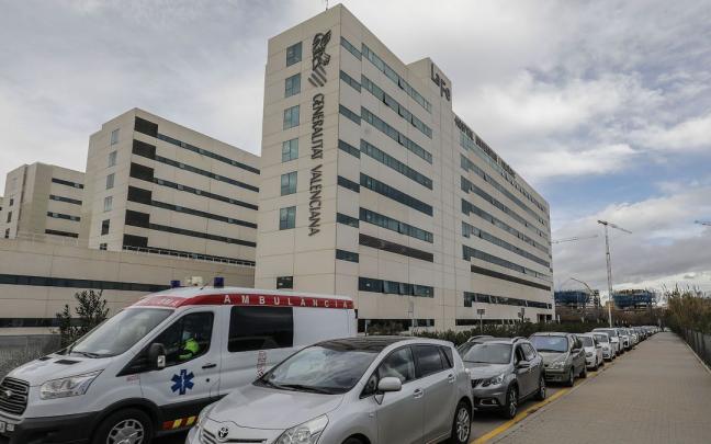 Exterior del Hospital La Fe de Valencia.