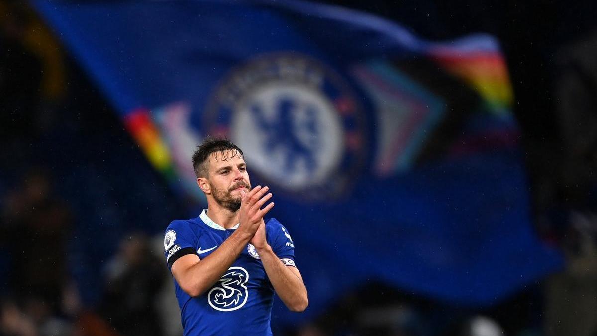 l capitán navarro del Chelsea, César Azpilicueta, antes de un partido.