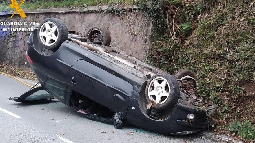 Así quedó el coche siniestrado