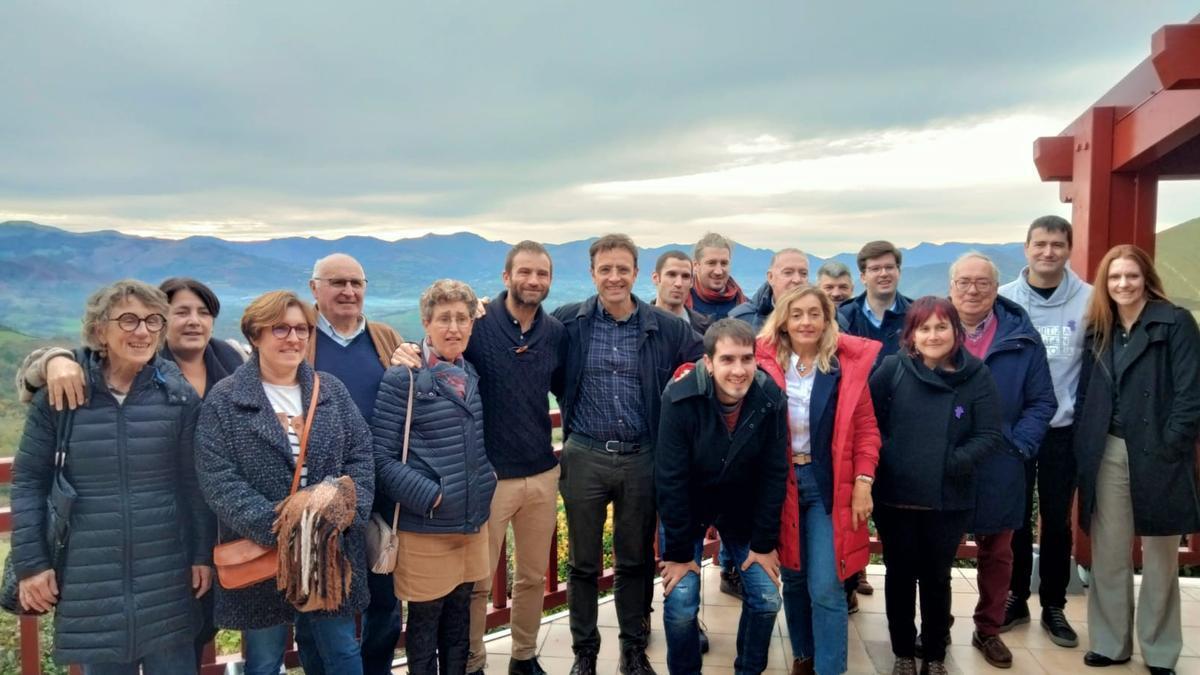 Visita del Ayuntamiento de Estella a Saint-Jean-Pied-de-Port.