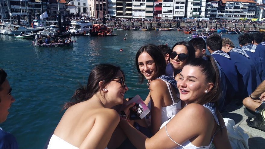 Vídeo | Todo preparado en Lekeitio para las primeras alzadas