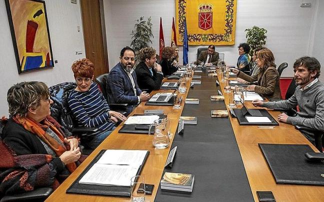 Reunión de la Mesa y Junta de Portavoces del Parlamento de Navarra.