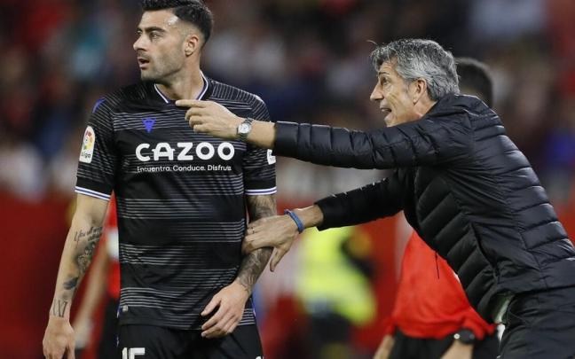 Imanol Alguacil, durante el partido de este miércoles dando instrucciones a Diego Rico. Imanol Alguacil, durante el partido de este miércoles dando instrucciones a Diego Rico.