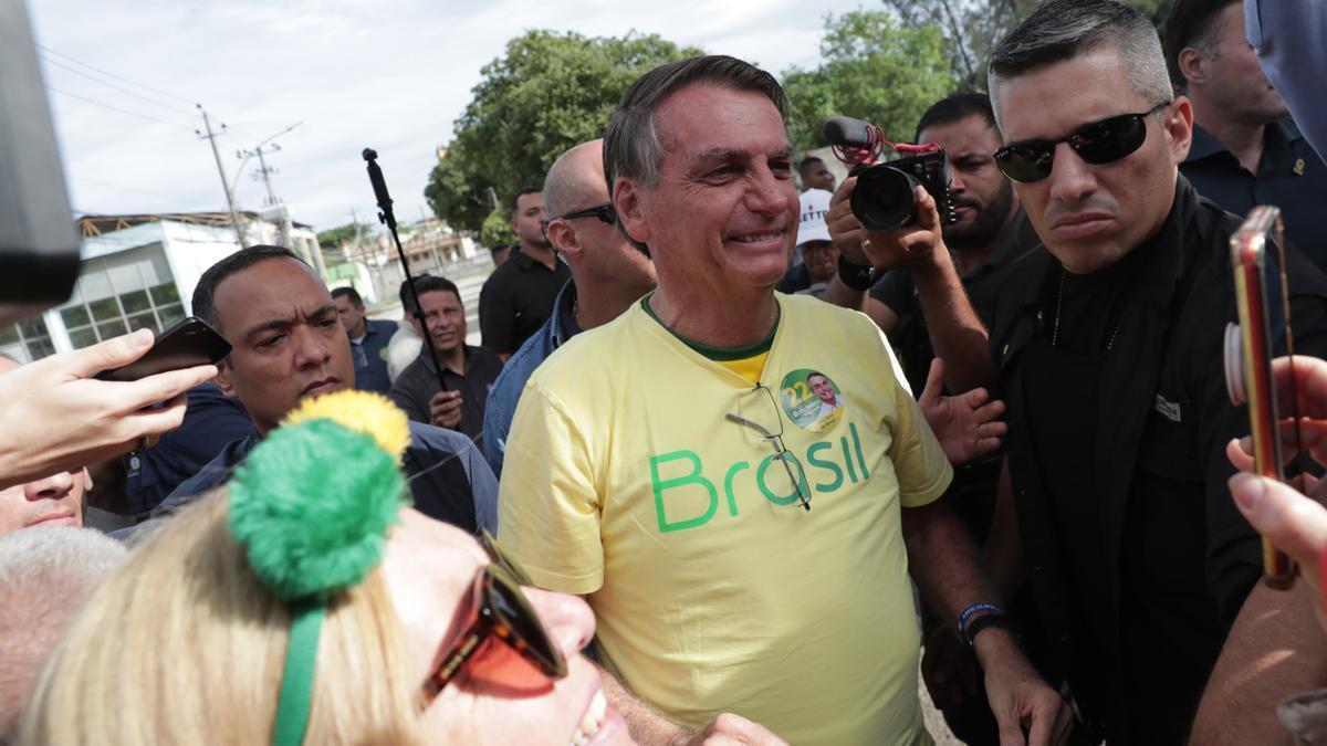 Jai Bolsonaro, candidato a la reelección, acudiendo a votar