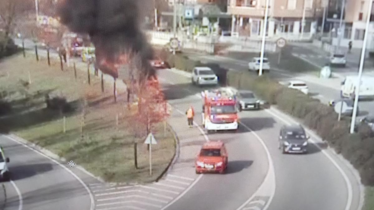 Imagen del incendio de la barredora