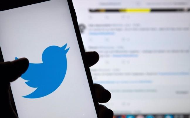 Aplicación móvil de Twitter. Aplicación móvil de Twitter.