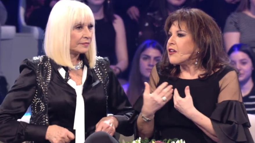 Raffaella Carrà y Loles León, en 2018 en el programa 'Volverte a ver'.