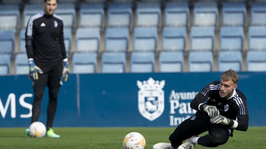 El portero Yoel Ramírez, en un entrenamiento con el primer equipo de Osasuna