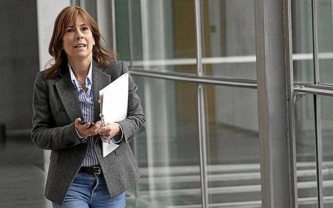 La portavoz de Geroa Bai y candidata a la presidencia, Uxue Barkos, en el Parlamento.