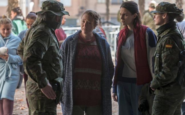 Ainhoa Santamaría y Melina Matthews, en el episodio ‘Emergencia’. Ainhoa Santamaría y Melina Matthews, en el episodio ‘Emergencia’.