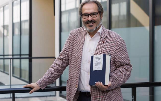 El catedrático de Derecho Administrativo de la Universidad Pública de Navarra (UPNA) José F. Alenza García