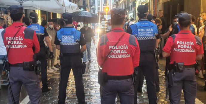 Operativo conjunto entre Policía Municipal de Pamplona y Policía Foral.