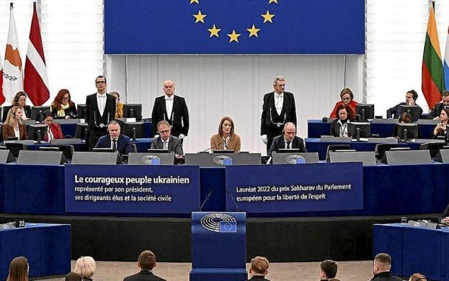 Votaci&oacute;n en el Parlamento Europeo sobre derechos humanos en Catar en una foto de archivo. | FOTO: E.P.
