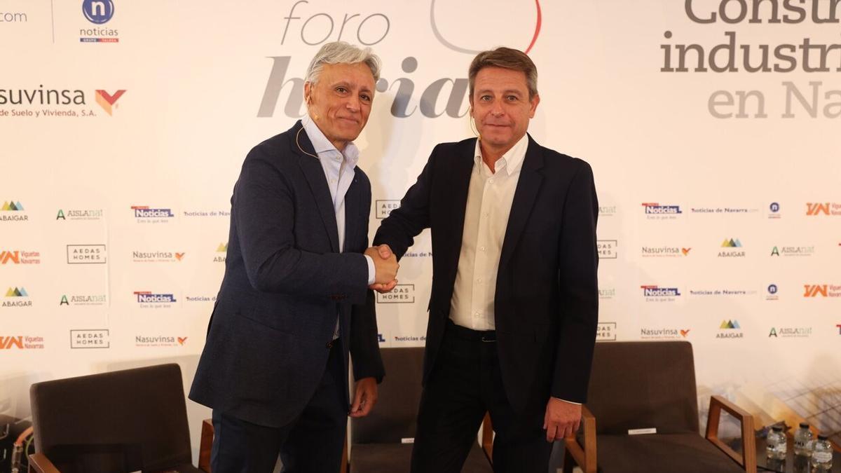 Luis Ilundain, CEO de Viguetas Navarras, y José María Quirós, delegado de Industrialización de AEDAS Homes.