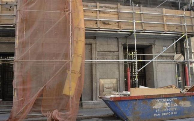 Obras de rehabilitación de una fachada. Obras de rehabilitación de una fachada.
