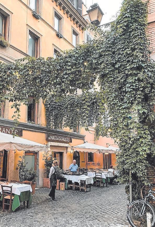 Calle del barrio Trastevere.