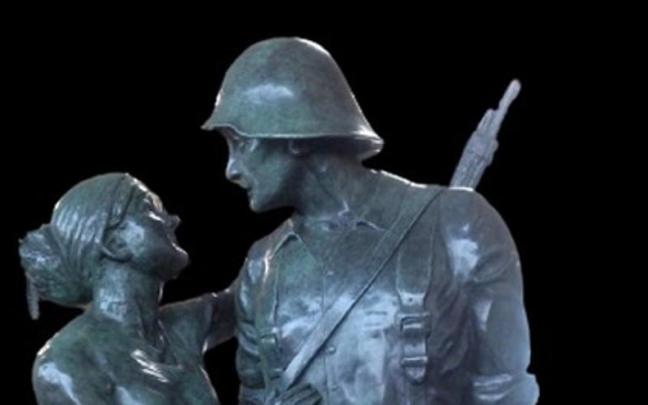 Berango erige una estatua en recuerdo de las familias rotas por la Guerra Civil