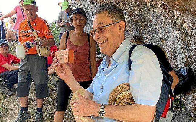 Altsasuko Mendigoizaleak homenajeó a Sebastián Hualde, el querido ‘Txan’. | FOTO: CEDIDA