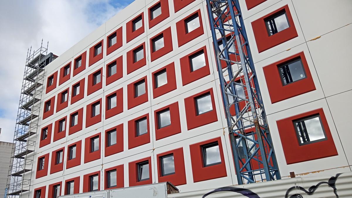 Fachada del futuro hotel hacia Bulevar de Euskal Herria.