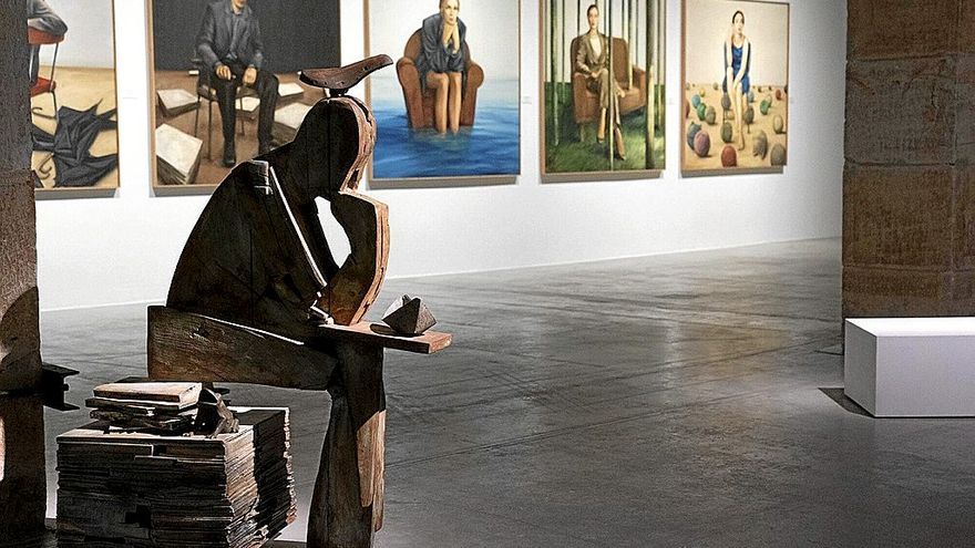 ‘Mirar alrededor’ de José Ibarrola en Montehermoso. | FOTO: ALEX LARRETXI